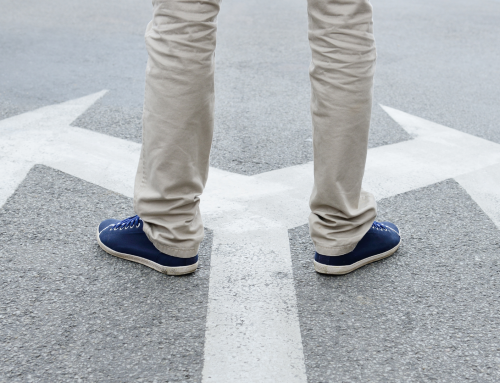 The 4% Rule vs. the 8% Rule: What’s the Right Withdrawal Rate for You?